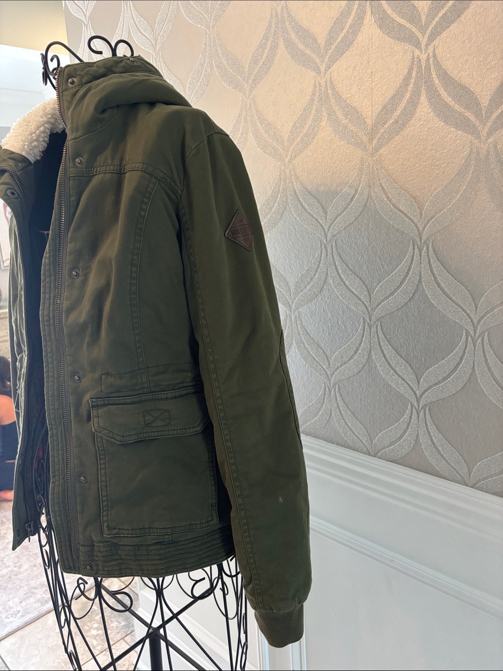 Hollister Olive Green Sherpa Hood Utility Jacket - Women - Picture 3 of 7